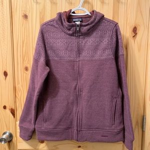 Women’s Patagonia XL hooded fleece sweater